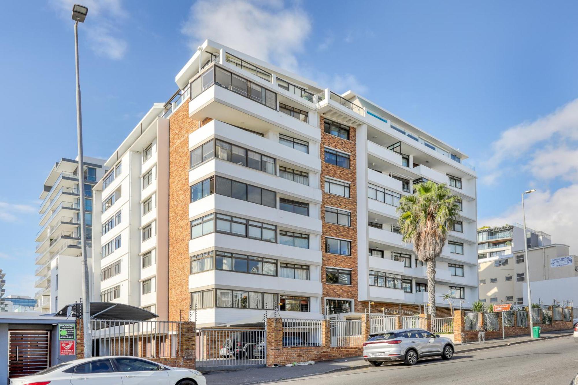 Backup-Powered Bantry Bay View 2 Bed Apartment Kaapstad Buitenkant foto