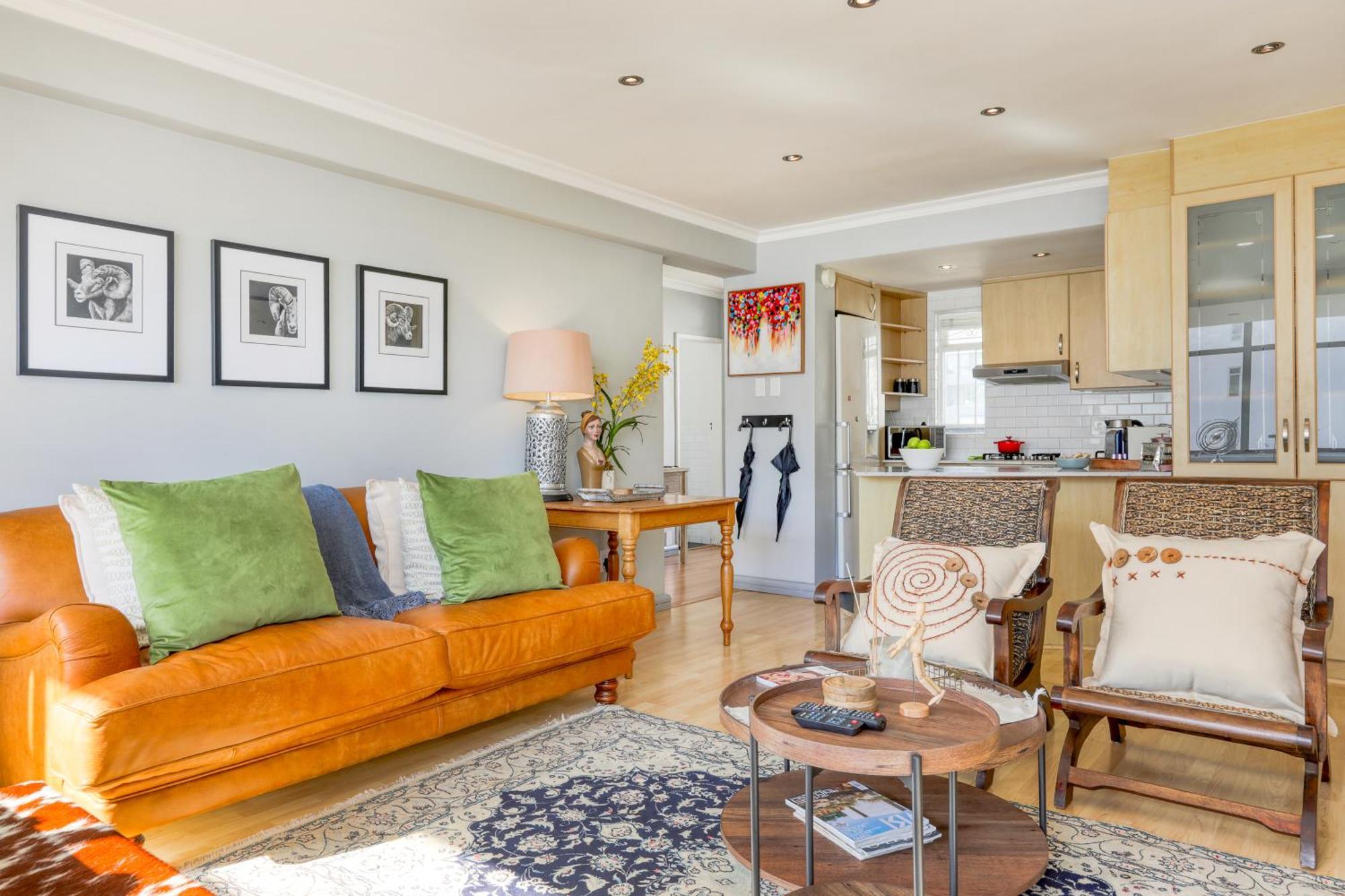 Backup-Powered Bantry Bay View 2 Bed Apartment Kaapstad Buitenkant foto