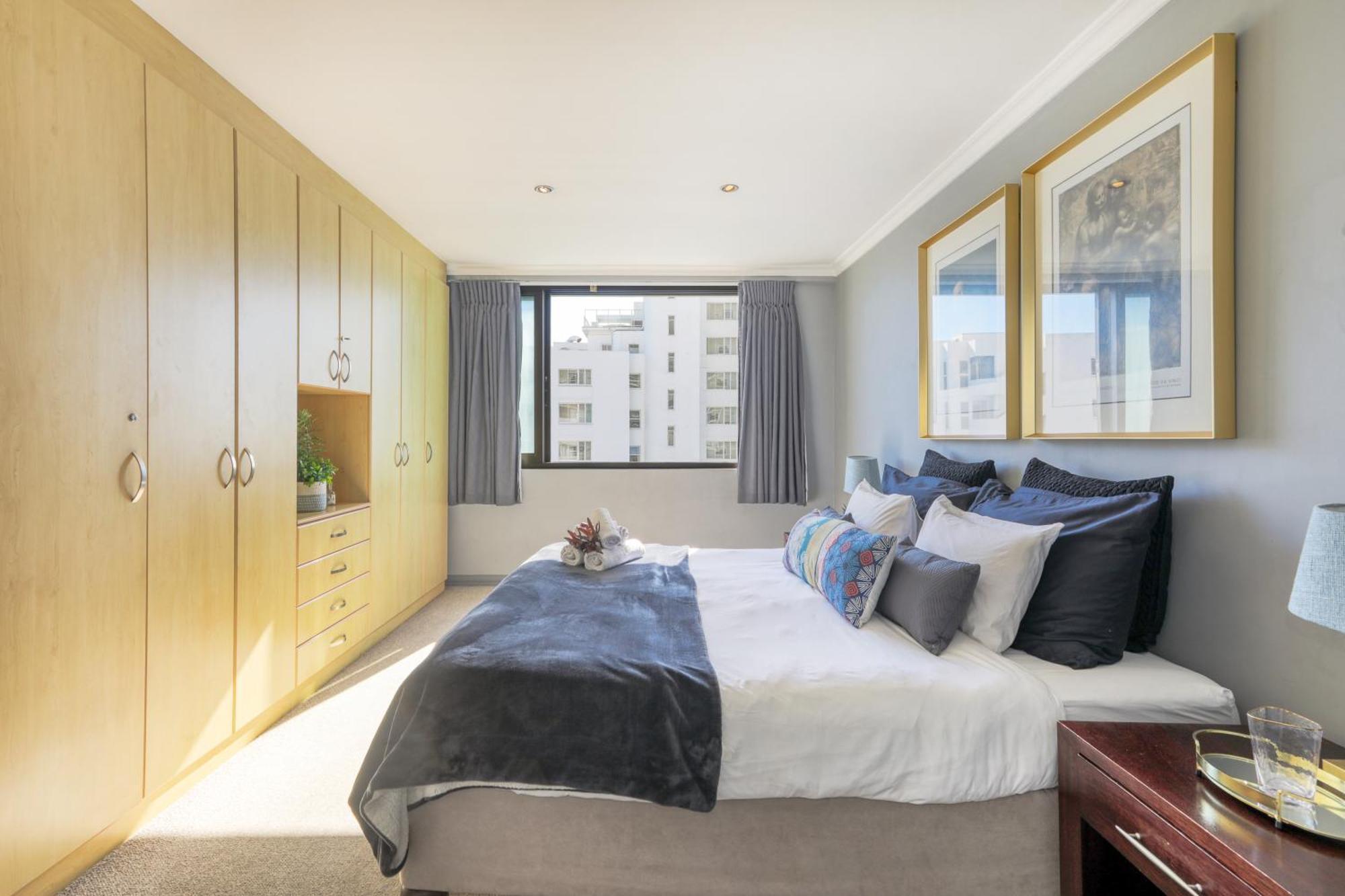 Backup-Powered Bantry Bay View 2 Bed Apartment Kaapstad Buitenkant foto