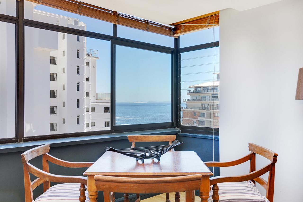 Backup-Powered Bantry Bay View 2 Bed Apartment Kaapstad Buitenkant foto