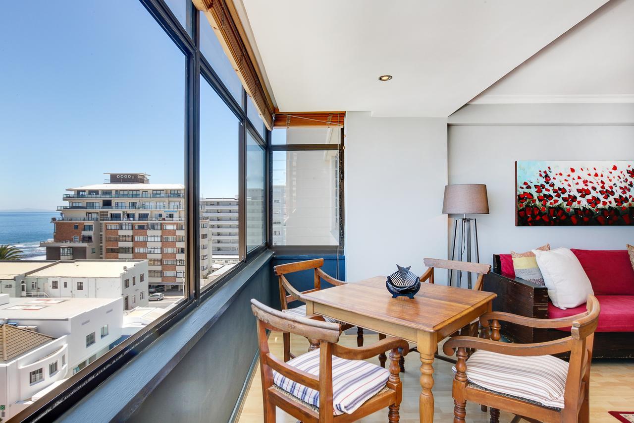 Backup-Powered Bantry Bay View 2 Bed Apartment Kaapstad Buitenkant foto