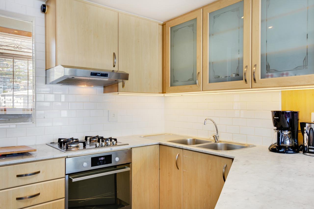 Backup-Powered Bantry Bay View 2 Bed Apartment Kaapstad Buitenkant foto