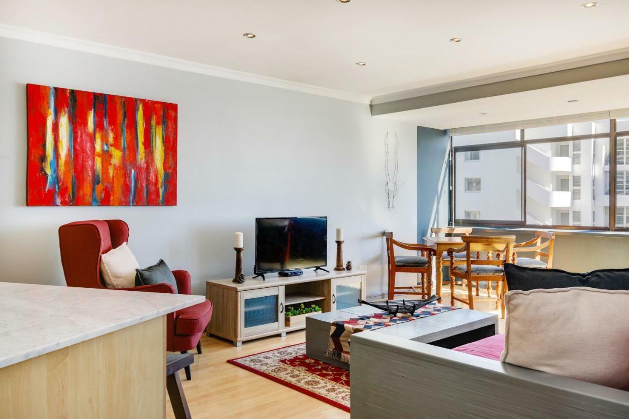 Backup-Powered Bantry Bay View 2 Bed Apartment Kaapstad Buitenkant foto